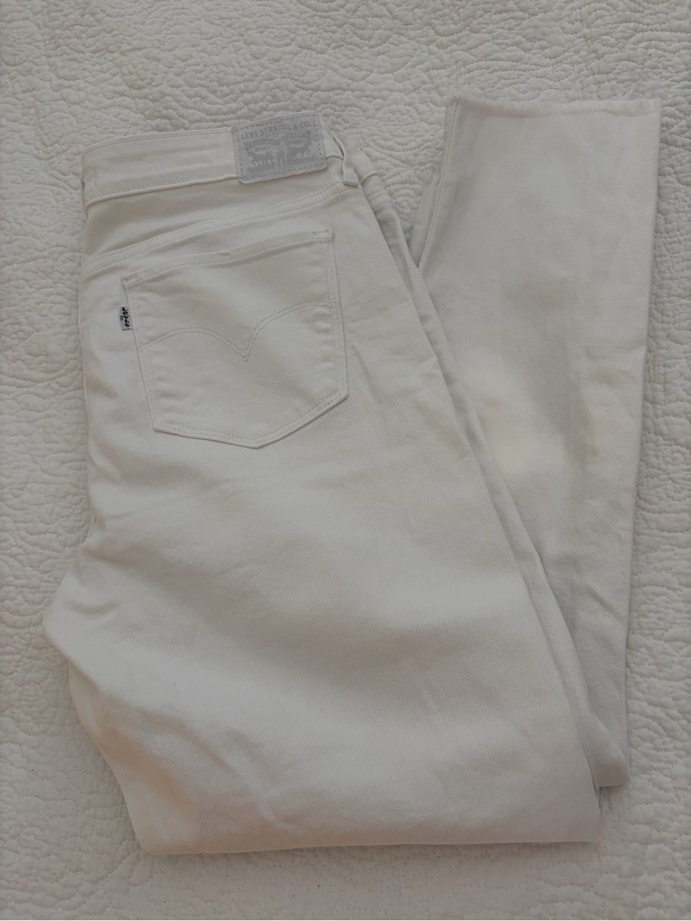 Levi's 712 Women's White High-Rise Jeans size 32